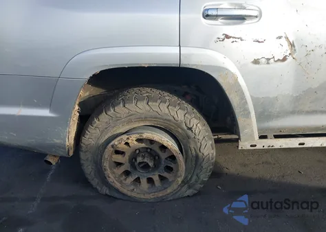 2010 Toyota 4Runner Limited V6 from USA, damaged, VIN JTEBU5JR9A5011036